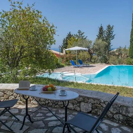 Apartment Apt, Pefko