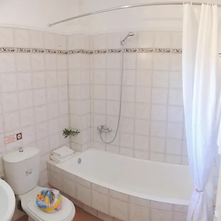 Apartment Apt, Pefko